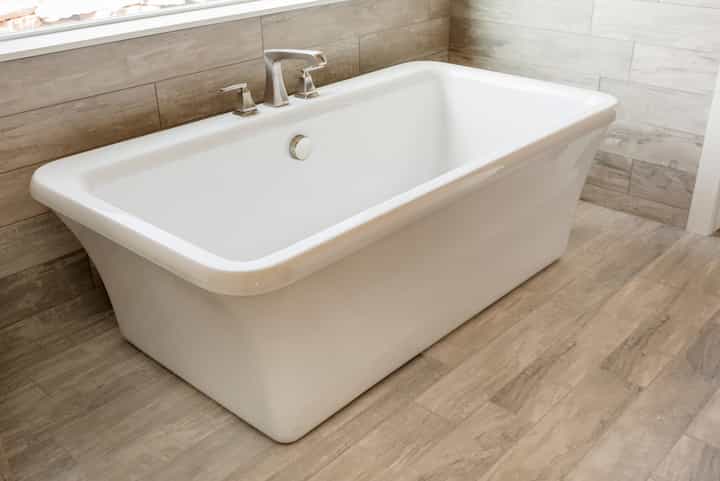 A Westminster, Colorado residence received a square, luxurious soaking tub during their bathtub installation